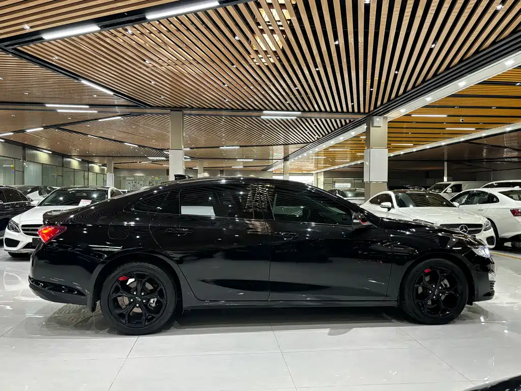 Chevrolet Malibu XL — миниатюра 14