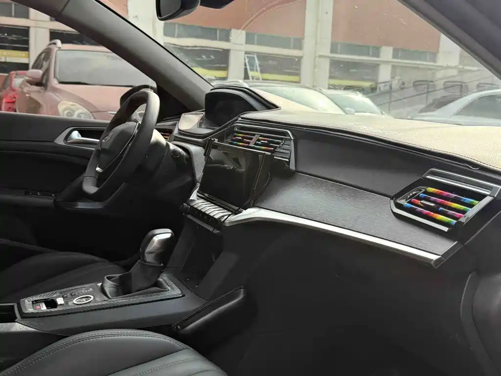 Peugeot 408 — миниатюра 15