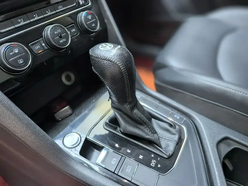 Volkswagen Tharu 2019 280TSI Comfort V