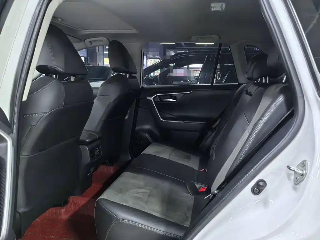 Toyota RAV4 2.0L CVT 4WD Elegant Plus Edition, фото 12