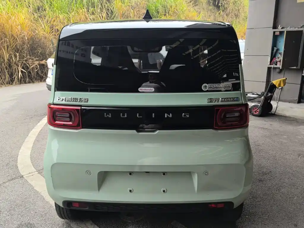 Wuling MINIEV — миниатюра 6