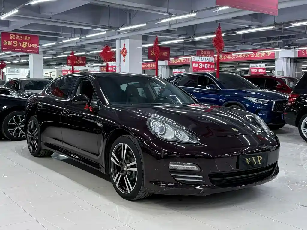 Porsche Panamera 2010 Panamera 4 3.6L