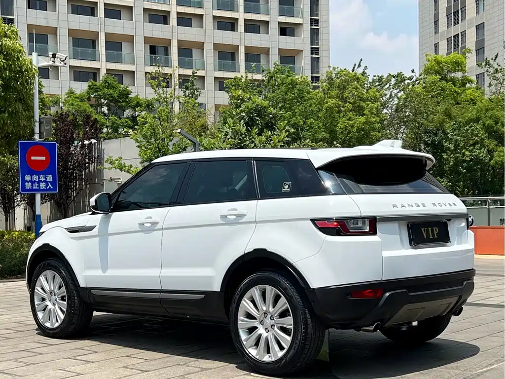 Land Rover Range Rover Evoque 2018 240PS SE