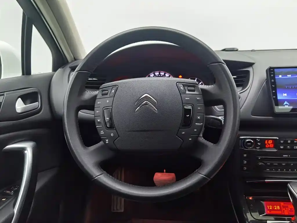 Citroen C5 — миниатюра 11