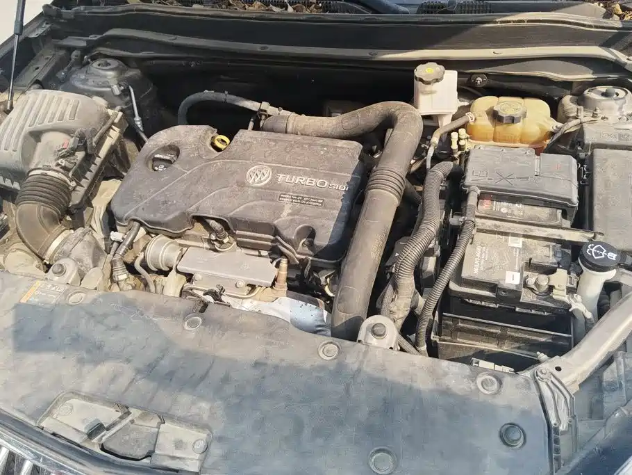 Buick Envision Plus — миниатюра 10