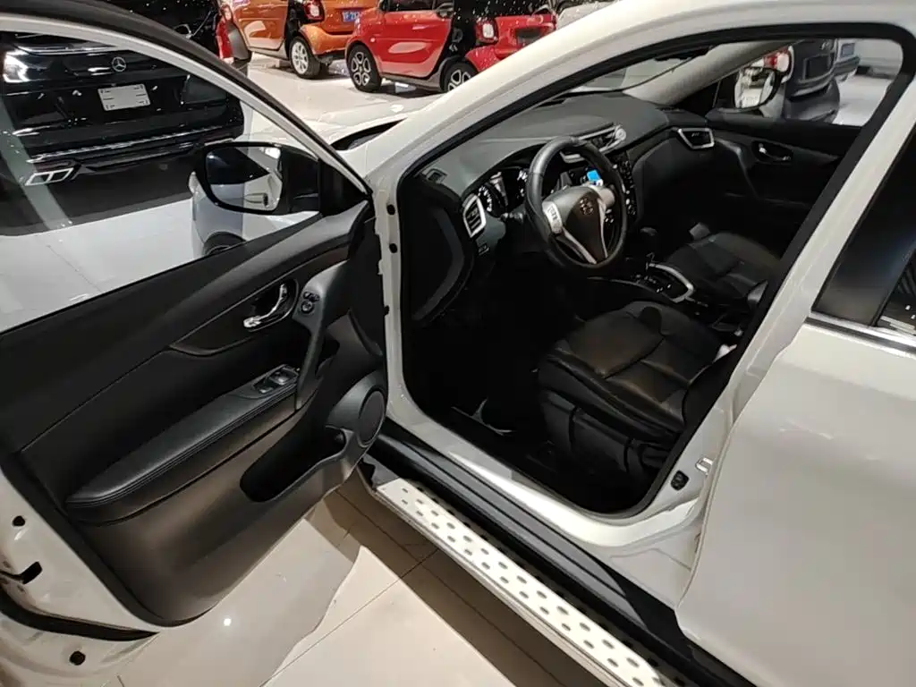 Nissan X-Trail — миниатюра 16