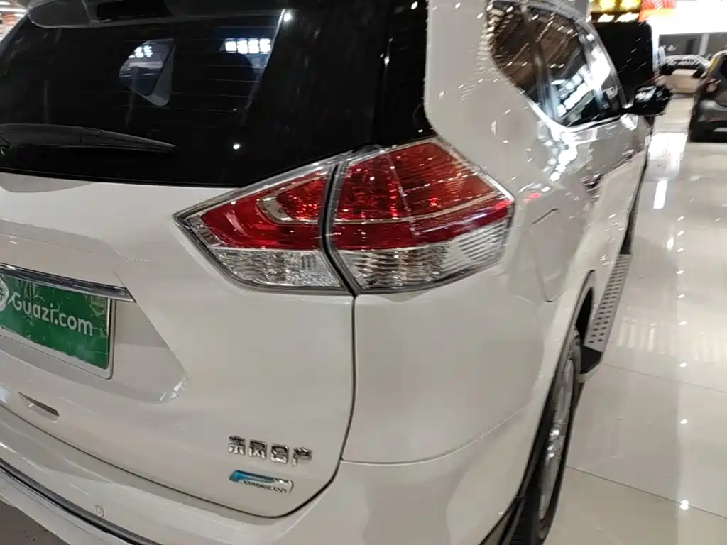Nissan X-Trail — миниатюра 8