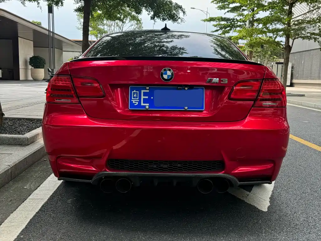 BMW M3 2010 M3 25