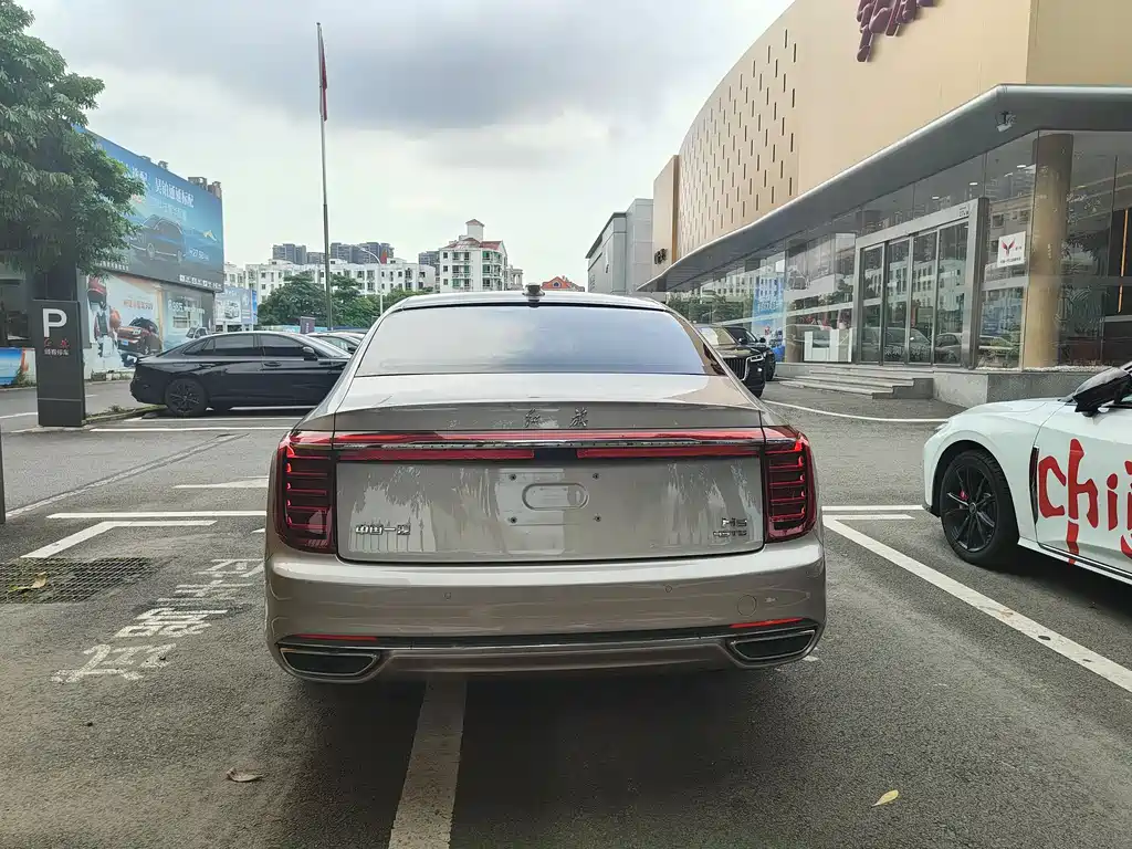 Hongqi H9 2020 2.0T