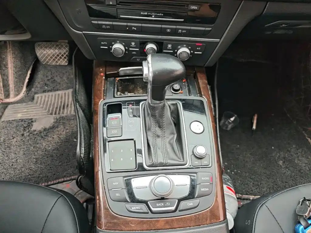 Audi A6L — миниатюра 14