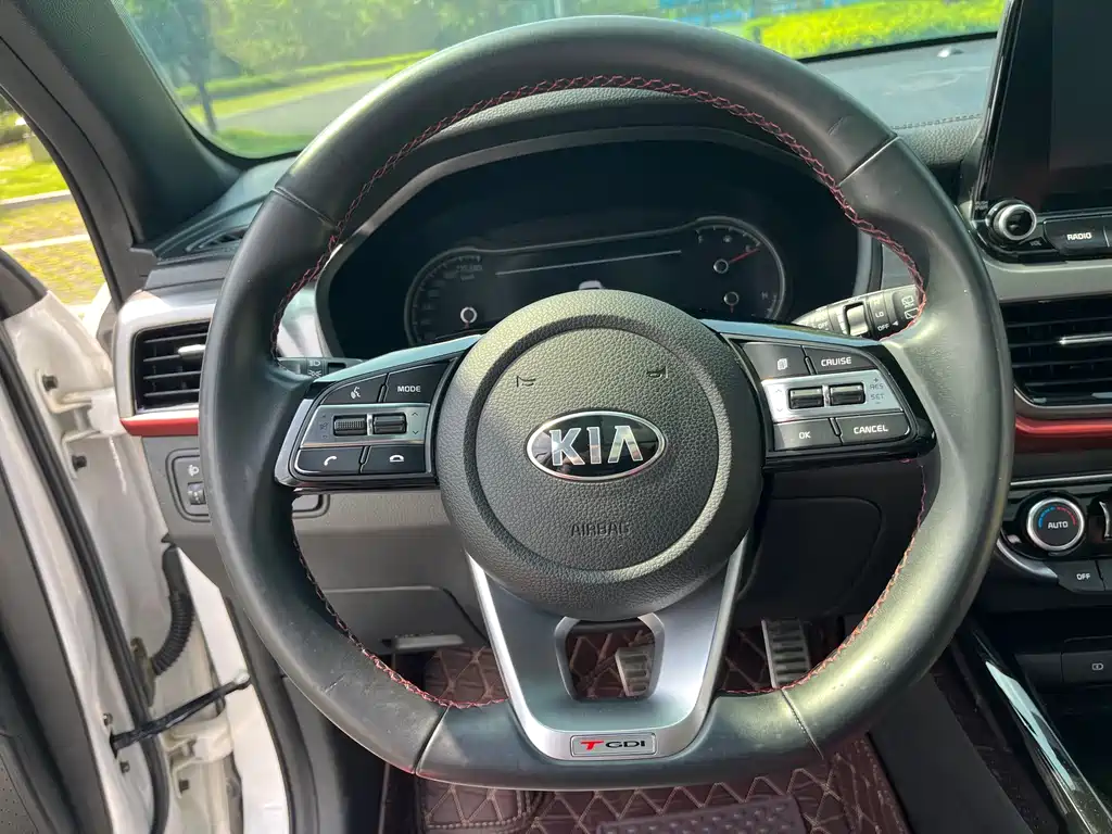 Kia Sportage — миниатюра 14