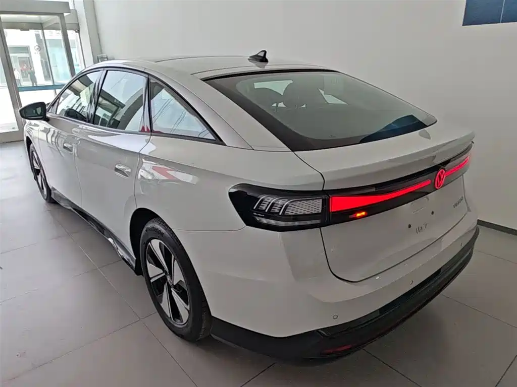 Volkswagen ID.7 VIZZION 2024 AIR