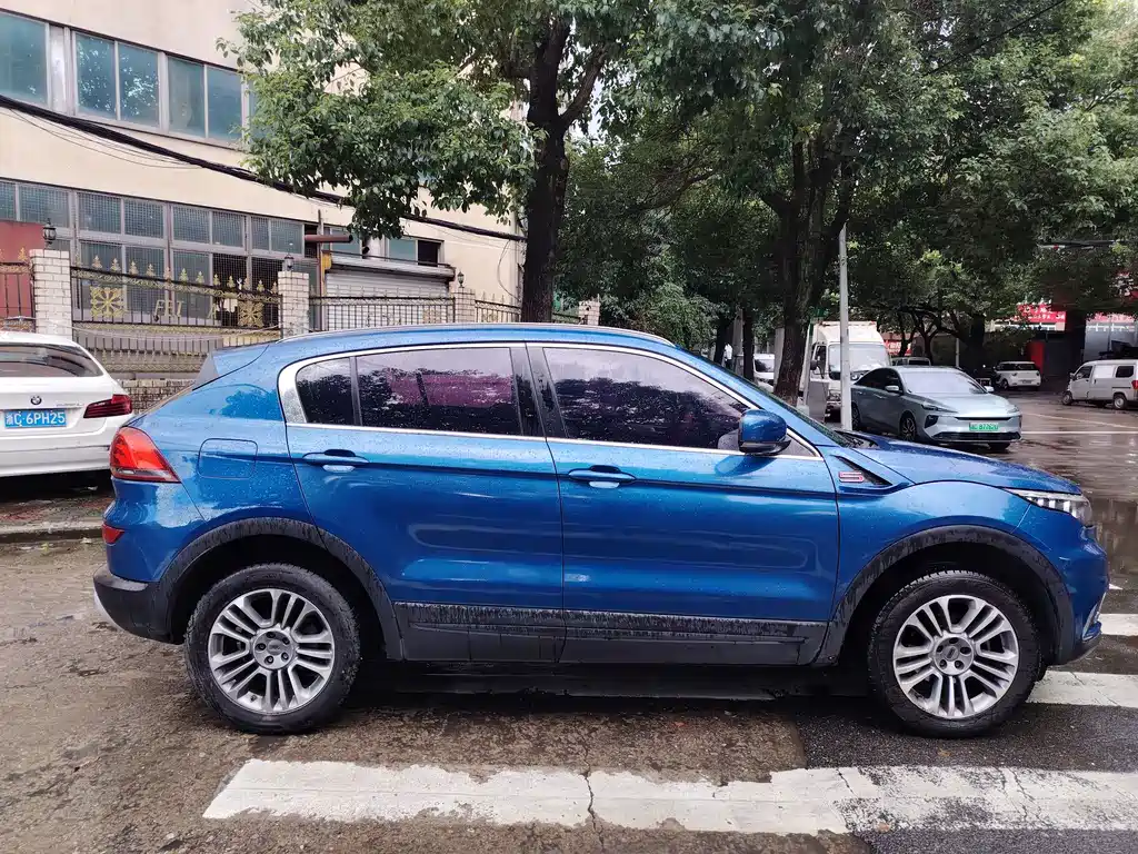 Qoros Qoros 5 — миниатюра 10