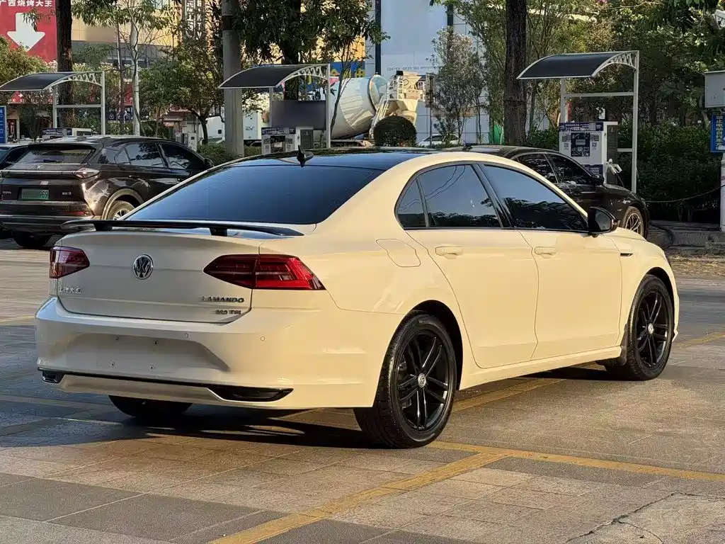 Volkswagen Lamando — миниатюра 16