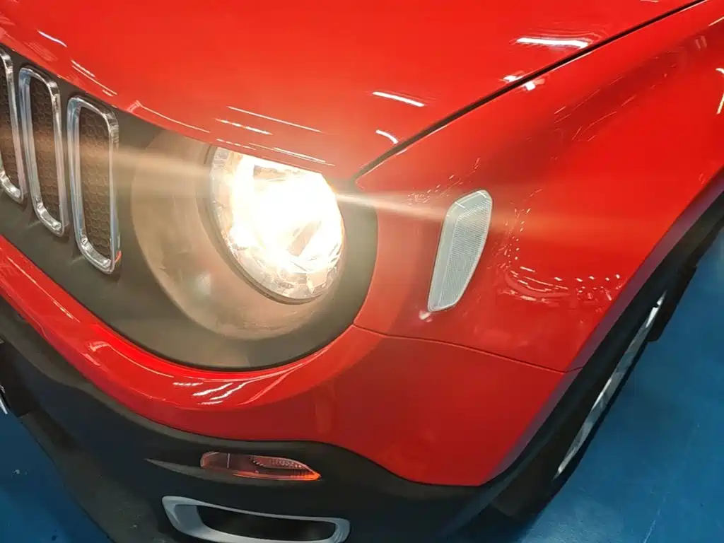Jeep Renegade — миниатюра 24
