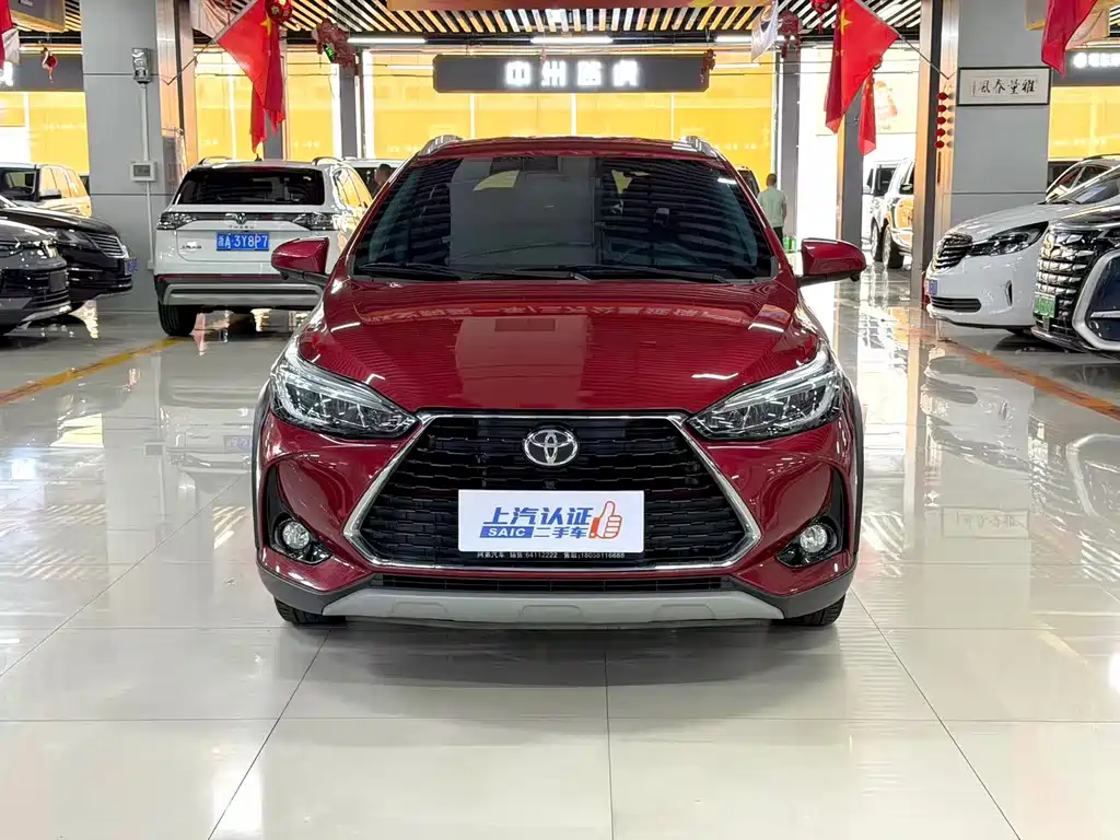 Toyota Yaris L — миниатюра 2