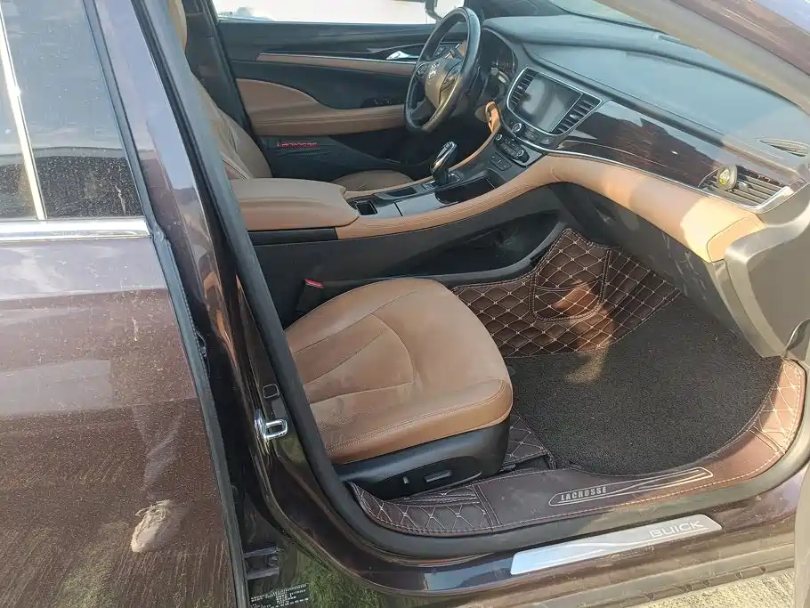 Buick LaCrosse — миниатюра 7
