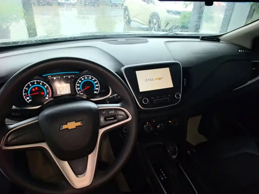 Chevrolet Cavalier — миниатюра 10