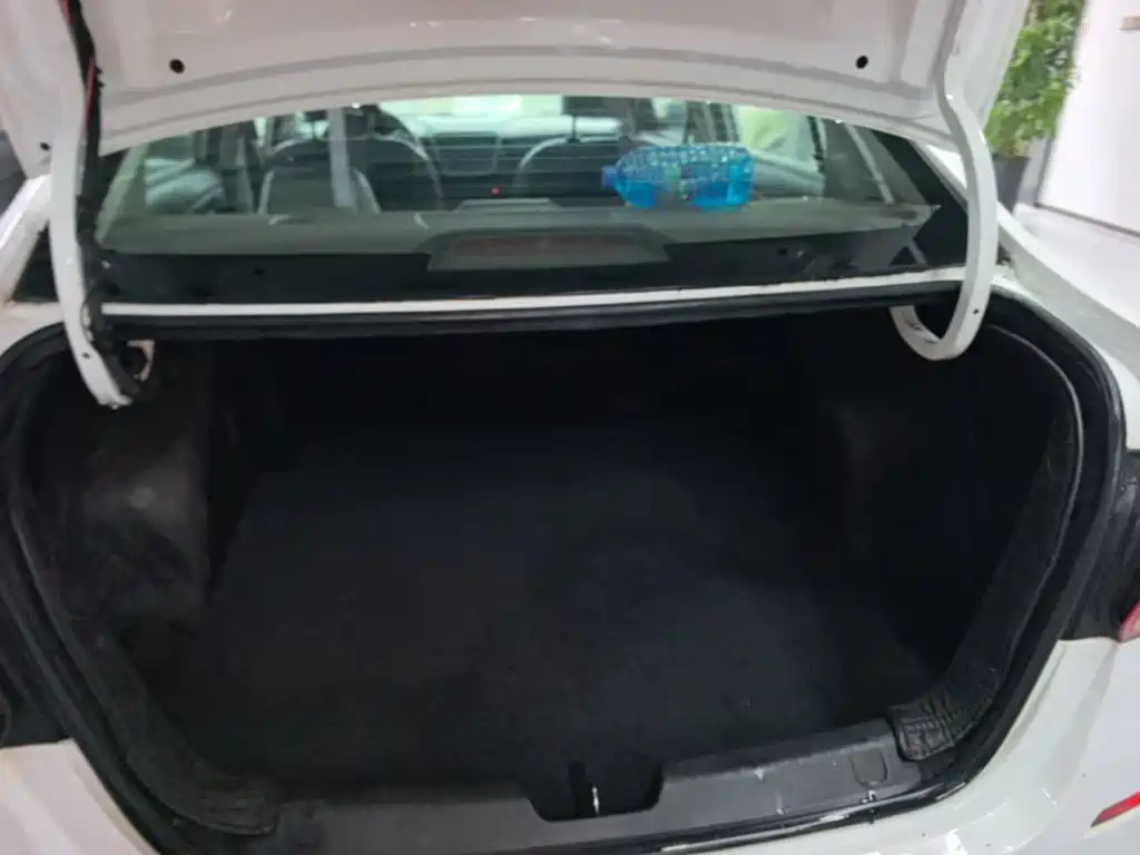Chevrolet Cavalier — миниатюра 19
