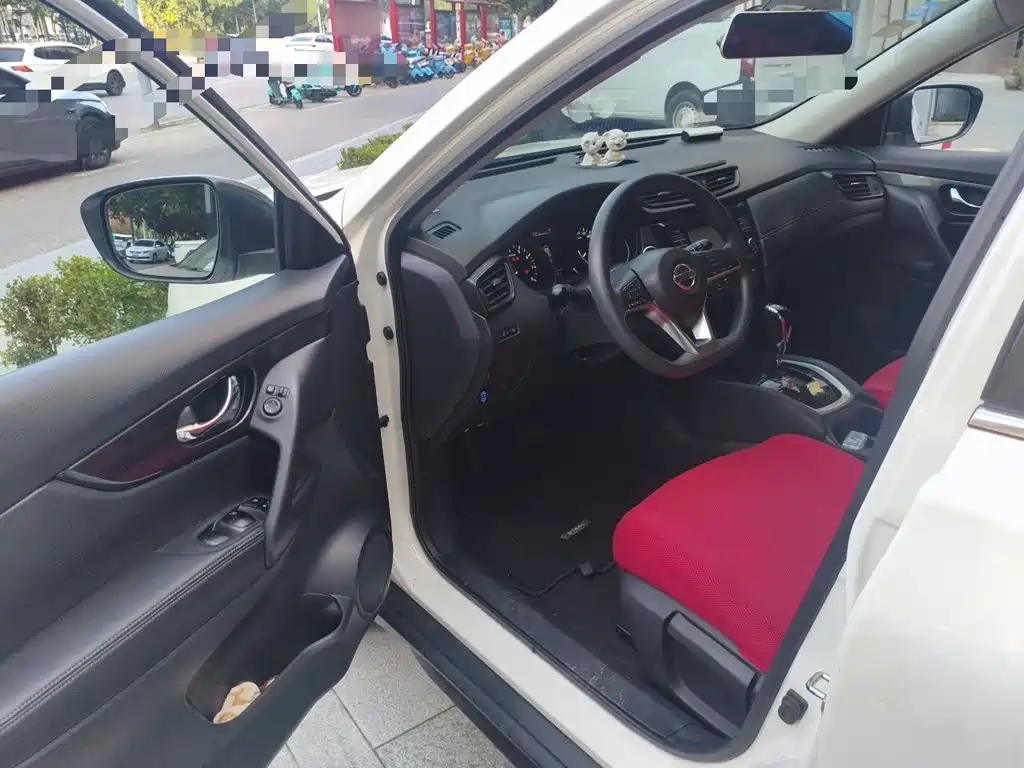 Nissan X-Trail — миниатюра 12