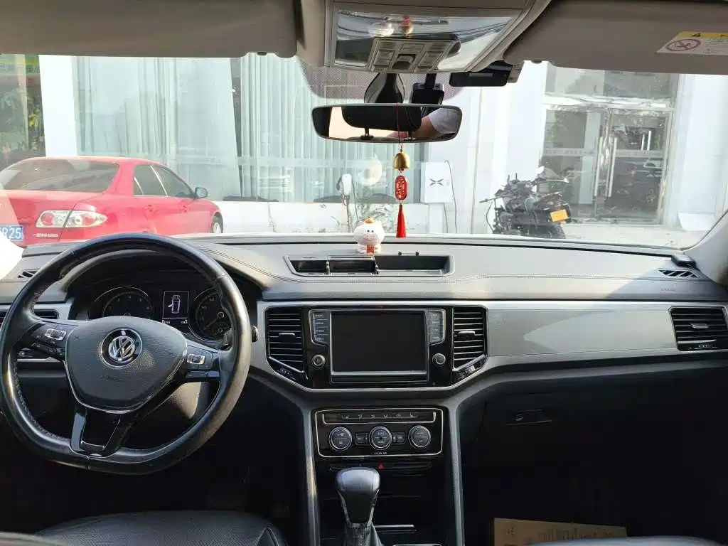 Volkswagen Teramont — миниатюра 8