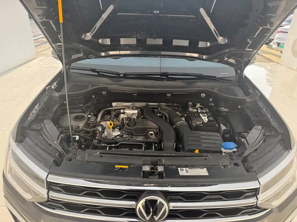 Volkswagen Tharu — миниатюра 5