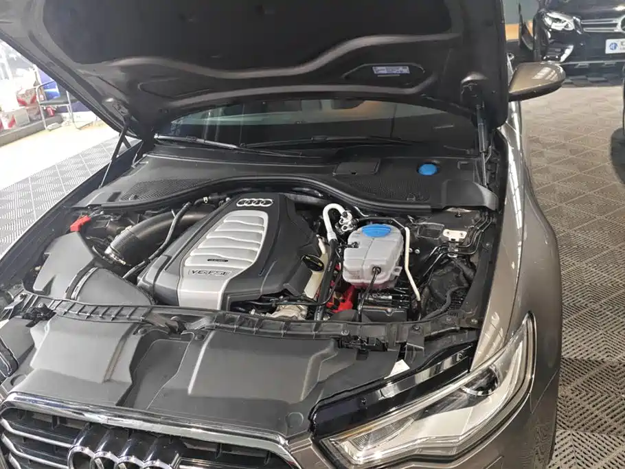 Audi A6L — миниатюра 10