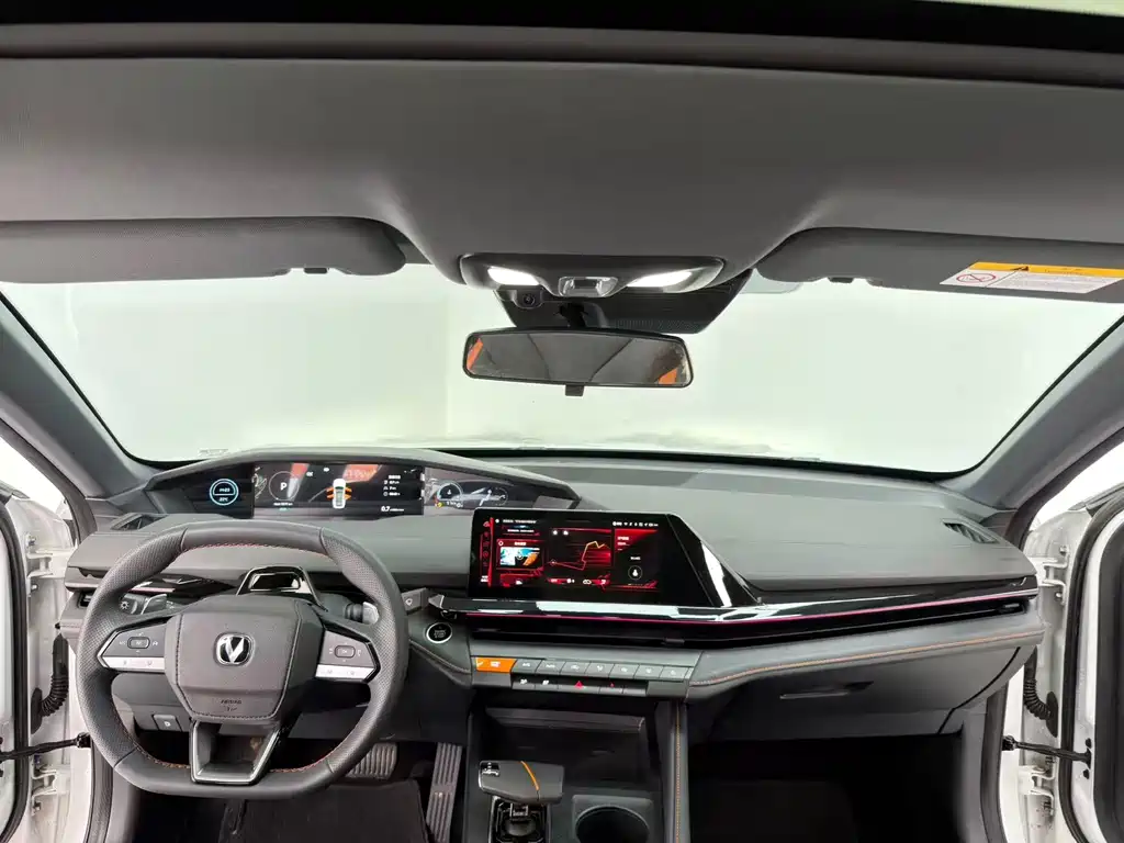 Changan UNI-V 1.5T 500Bar High Energy Edition, фото 7