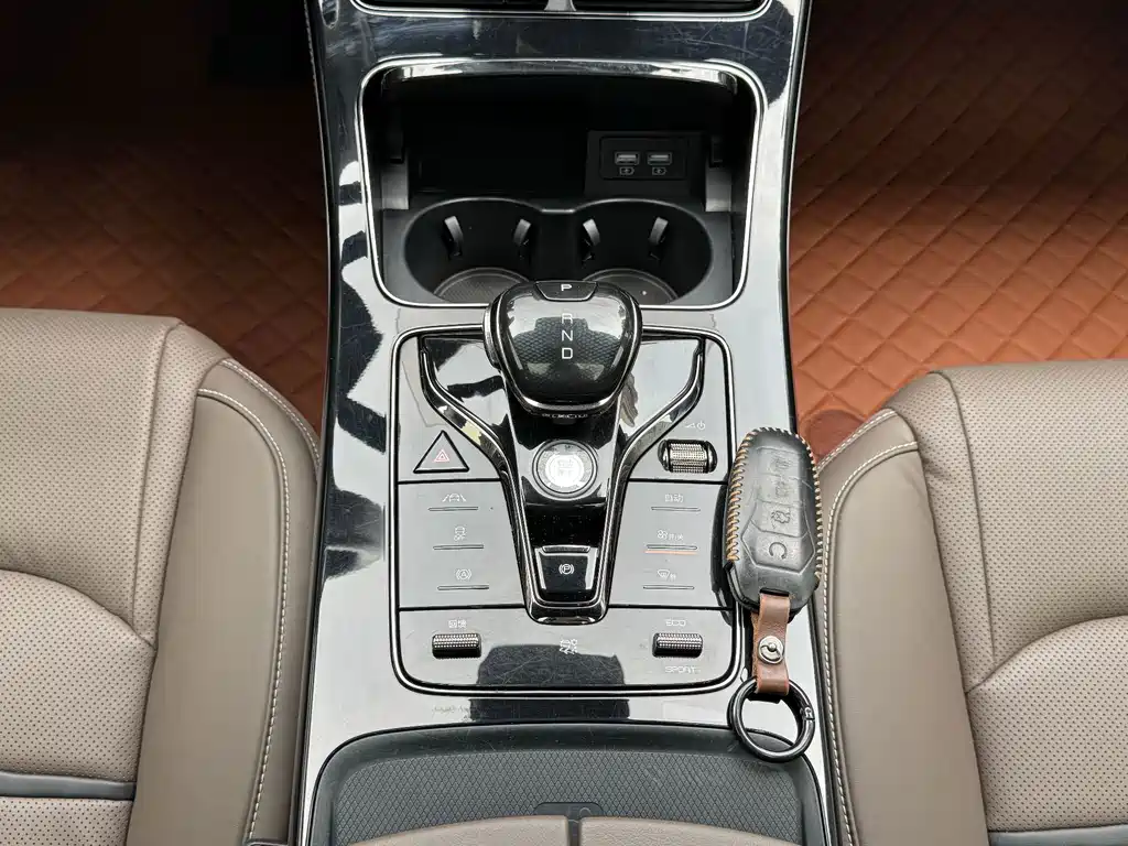 BYD Han — миниатюра 10