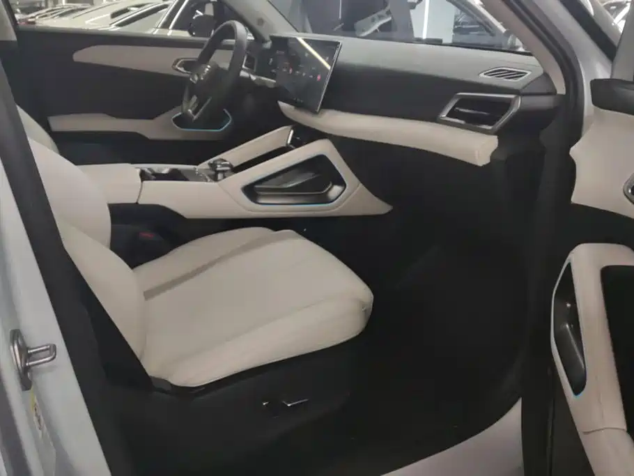 BYD Yuan UP — миниатюра 8