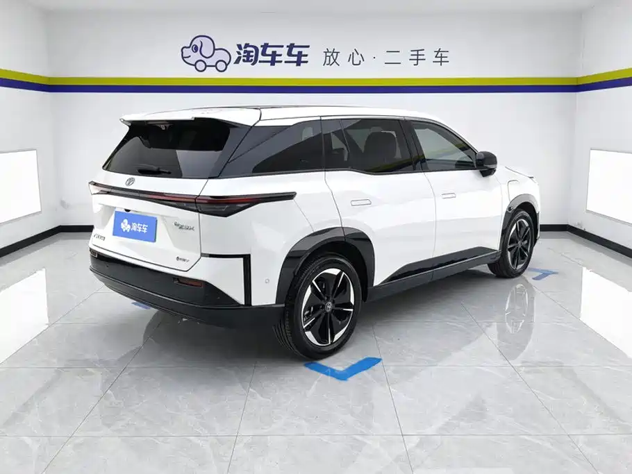 Toyota bZ3X — миниатюра 3