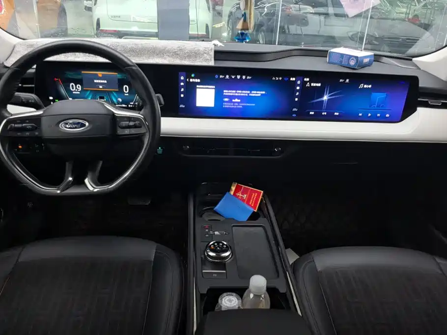 Ford Mondeo — миниатюра 12