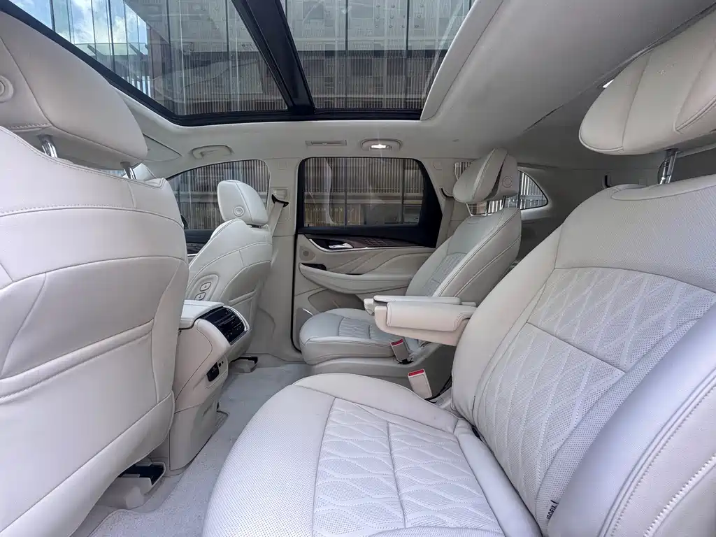 Buick Enclave — миниатюра 22
