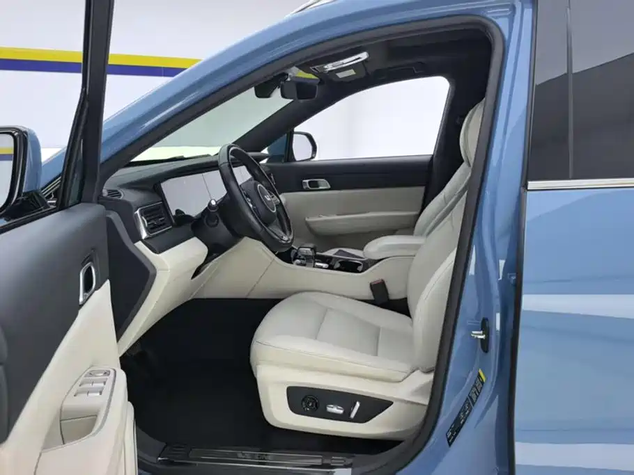 Li Auto Li ONE — миниатюра 9