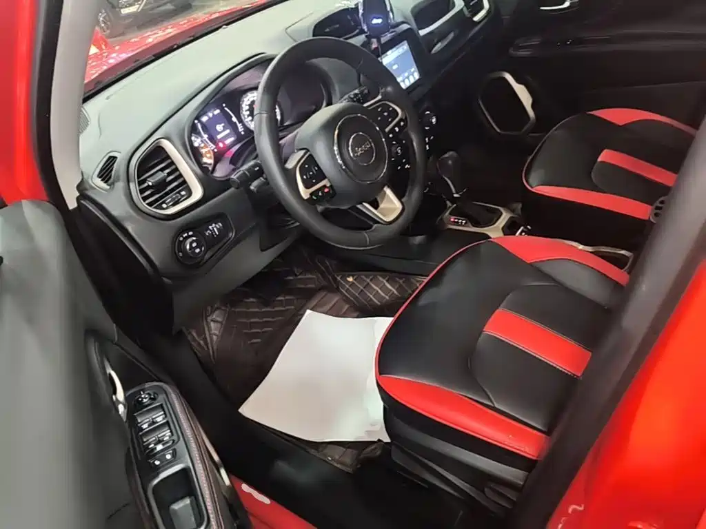 Jeep Renegade — миниатюра 15