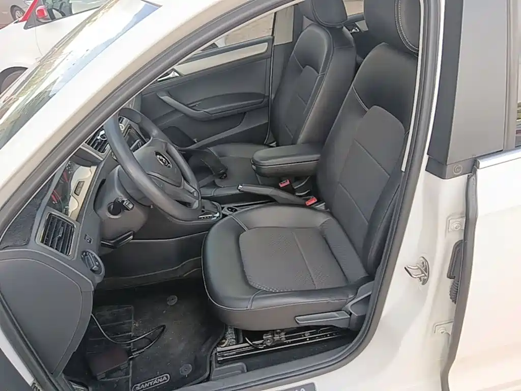 Volkswagen Santana — миниатюра 15