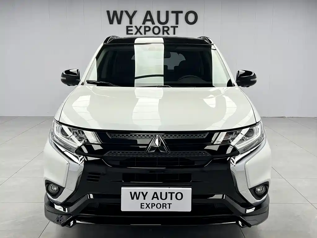 Mitsubishi Outlander — миниатюра 2