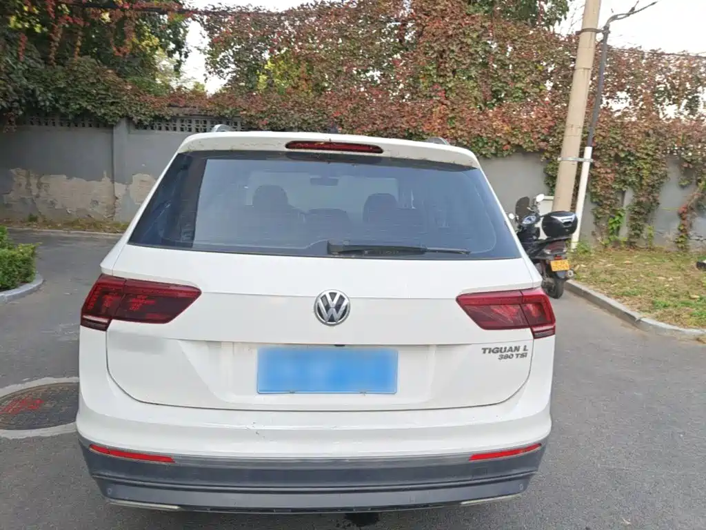 Volkswagen Tiguan L — миниатюра 6