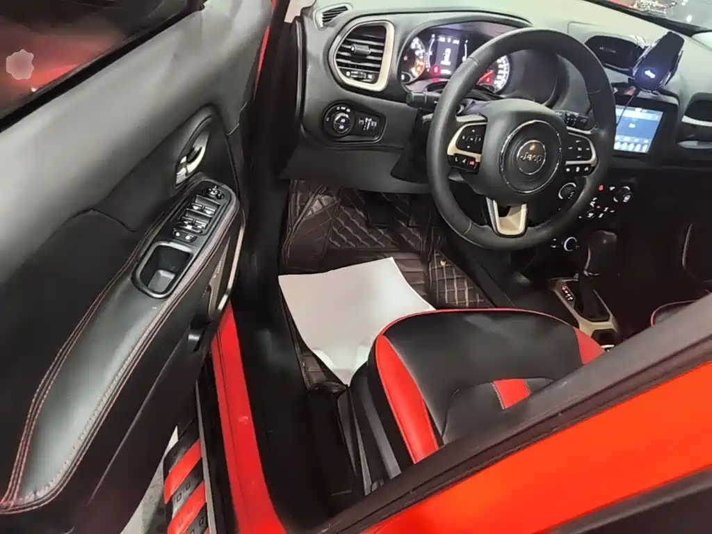 Jeep Renegade — миниатюра 16