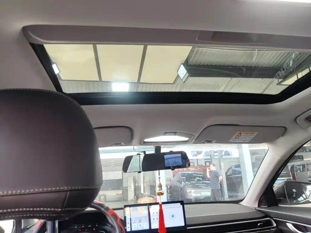 Geely Emgrand — миниатюра 18