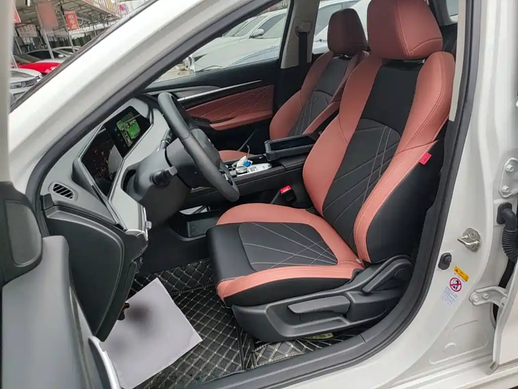 Changan Eado — миниатюра 15