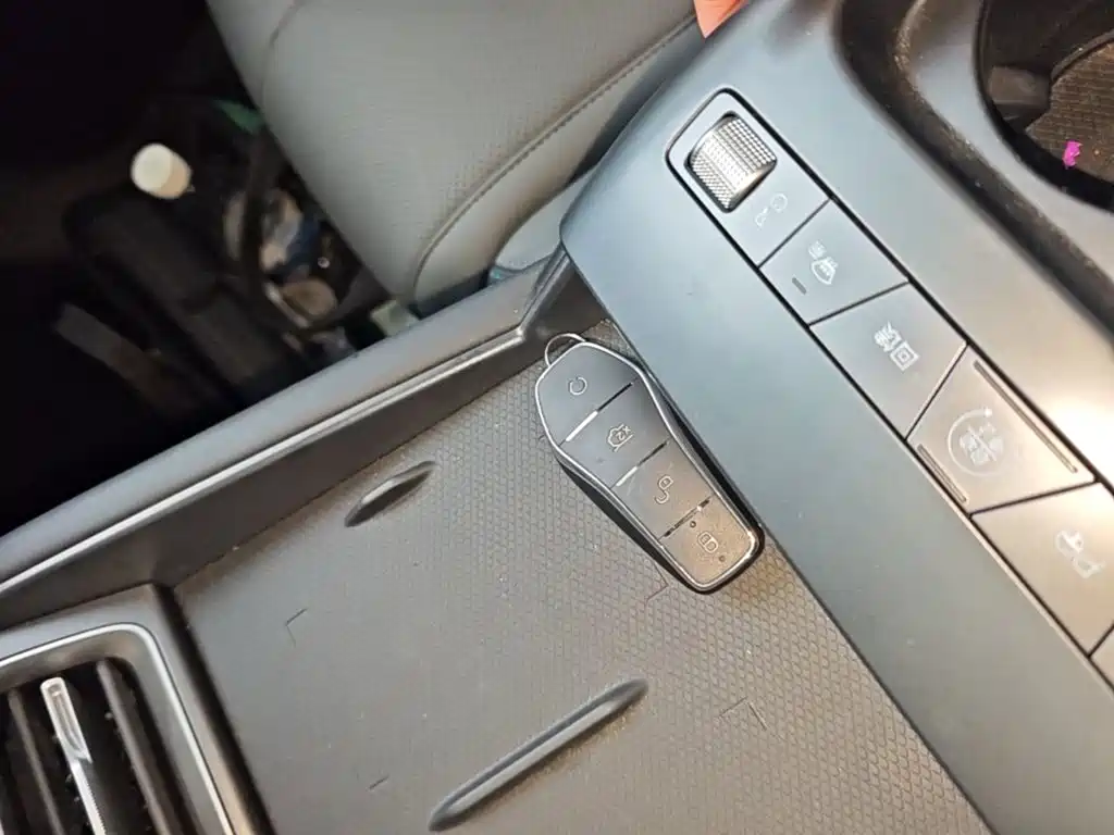 BYD Qin L — миниатюра 9