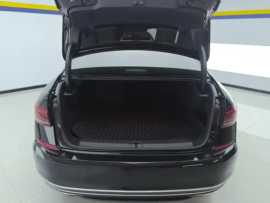 Volkswagen 帕萨特插电混动 — миниатюра 4