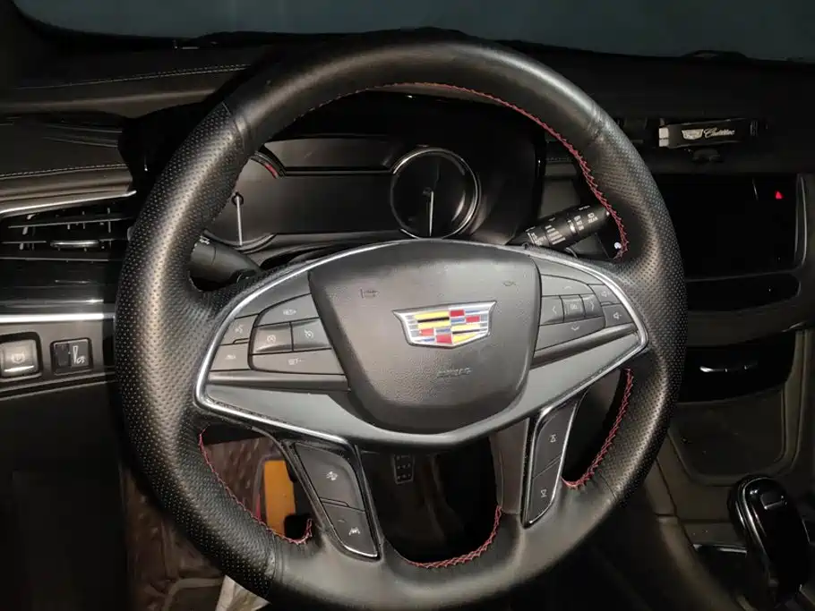 Cadillac XT5 — миниатюра 15