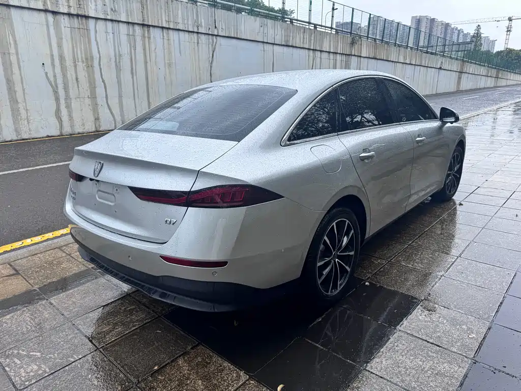 Roewe D7 — миниатюра 11