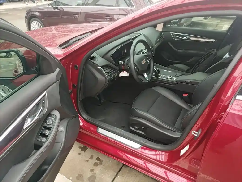 Cadillac CT5 — миниатюра 9