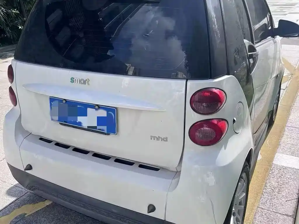 smart Smart Fortwo — миниатюра 3