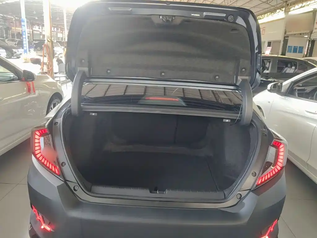 Honda Civic — миниатюра 19