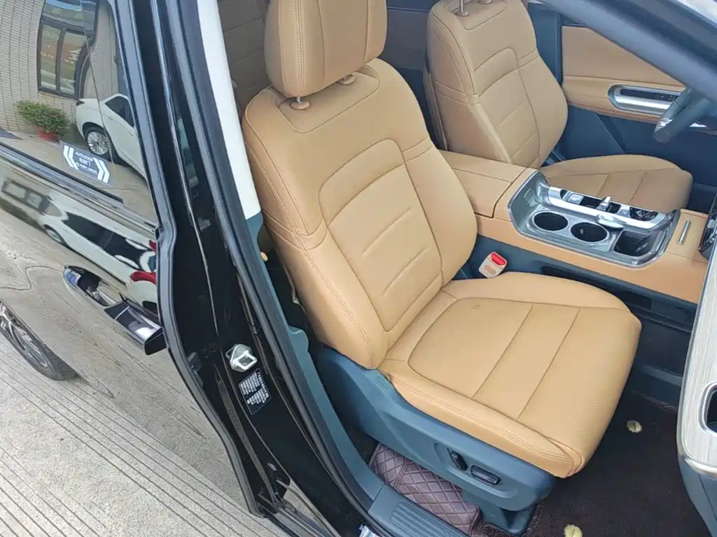GAC Motor Trumpchi E8 PHEV — миниатюра 25