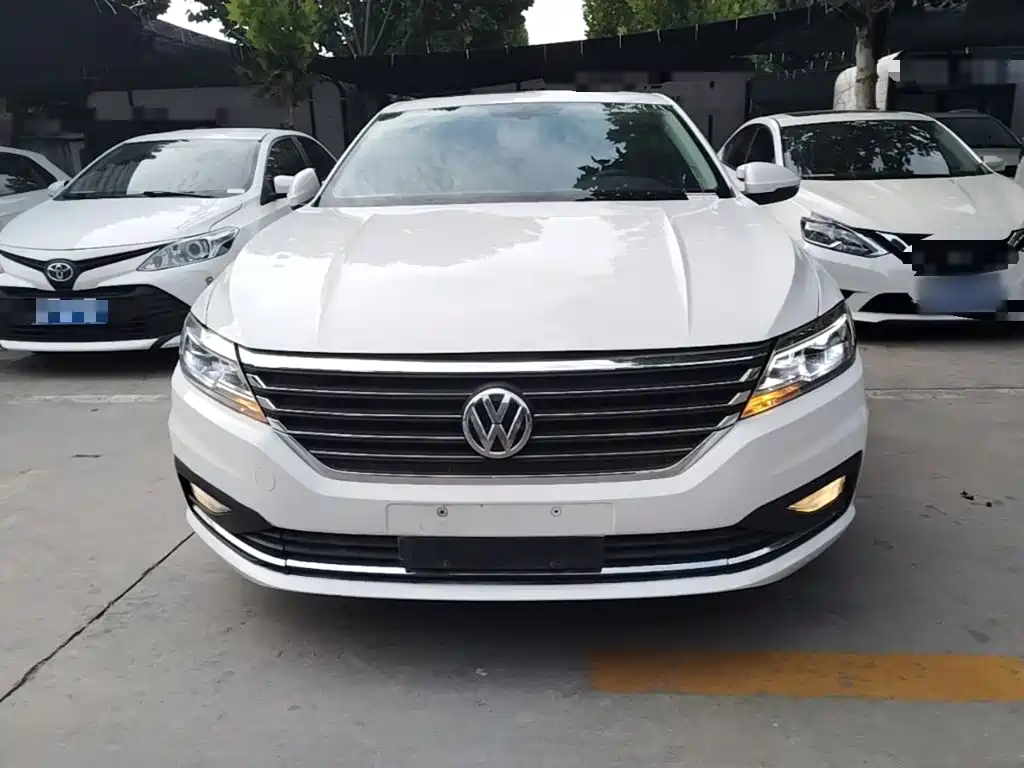 Volkswagen Lavida — миниатюра 3